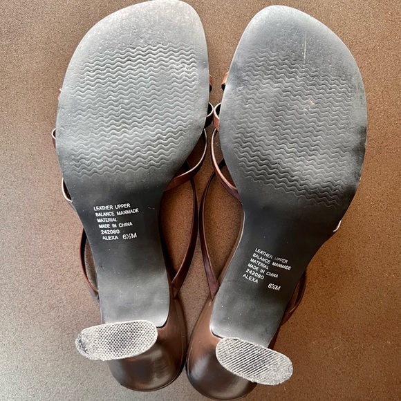 Simple Women’s Brown Slip-On Heel - Picture 8 of 8